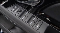 2023 (23) LAND ROVER RANGE ROVER EVOQUE 1.5 P300e R-Dynamic SE 5dr Auto 5086108