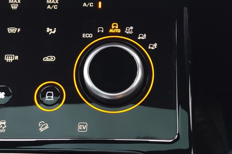 2023 (23) LAND ROVER RANGE ROVER EVOQUE 1.5 P300e R-Dynamic SE 5dr Auto 5086139