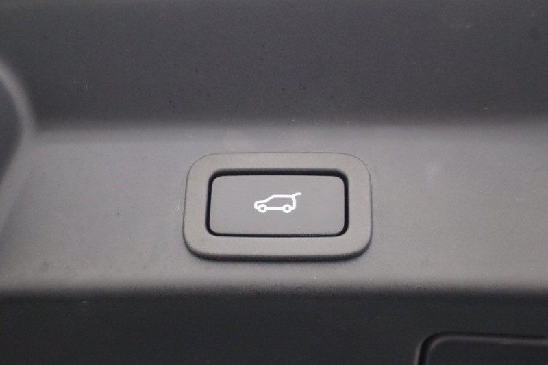 2021 (21) JAGUAR F-PACE 2.0 P250 R-Dynamic HSE 5dr Auto AWD 5197071