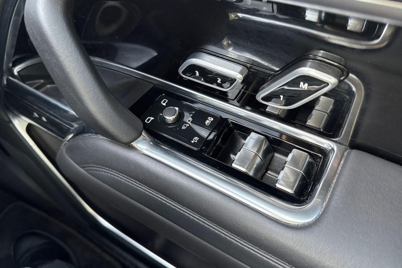 2022 (72) LAND ROVER RANGE ROVER 3.0 P440e SE 4dr Auto 5087865