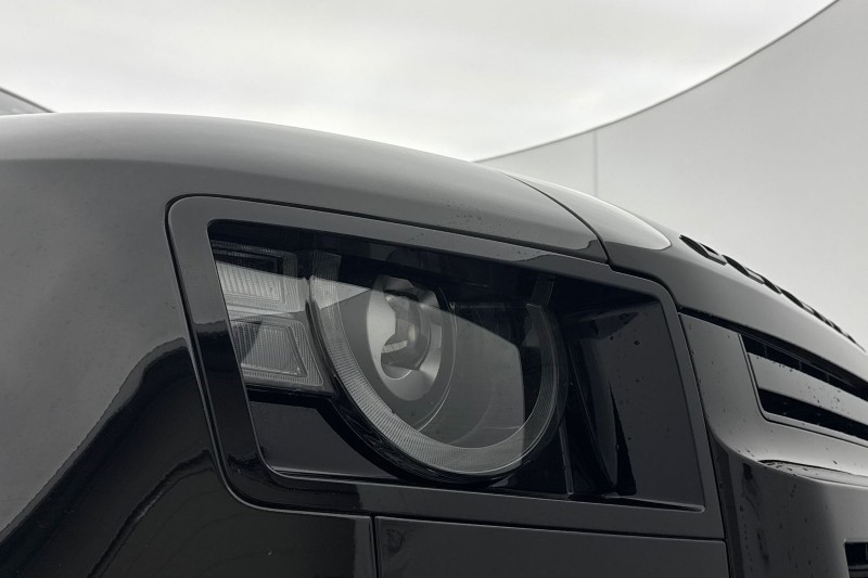 2022 (22) LAND ROVER DEFENDER 3.0 D300 HSE 110 5dr Auto 5113390