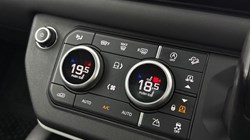 2022 (22) LAND ROVER DEFENDER 3.0 D300 HSE 110 5dr Auto 5113421