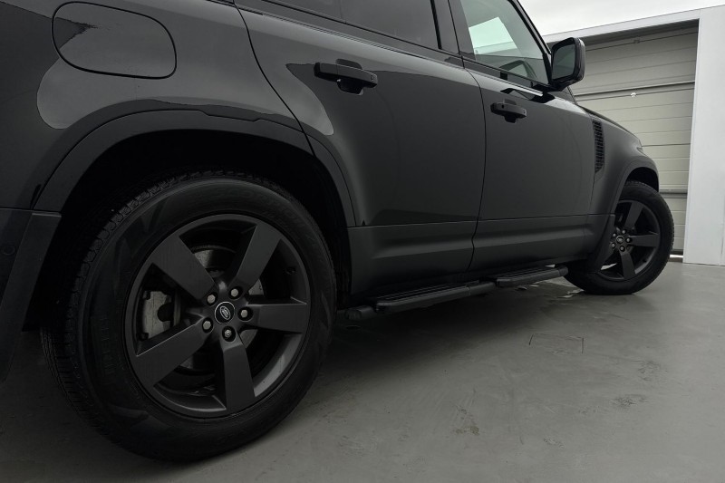 2022 (22) LAND ROVER DEFENDER 3.0 D300 HSE 110 5dr Auto 5113416