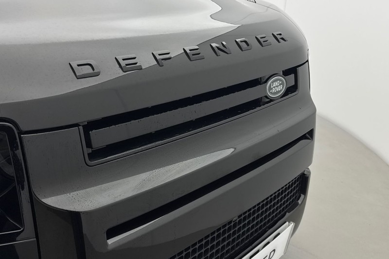 2022 (22) LAND ROVER DEFENDER 3.0 D300 HSE 110 5dr Auto 5113412