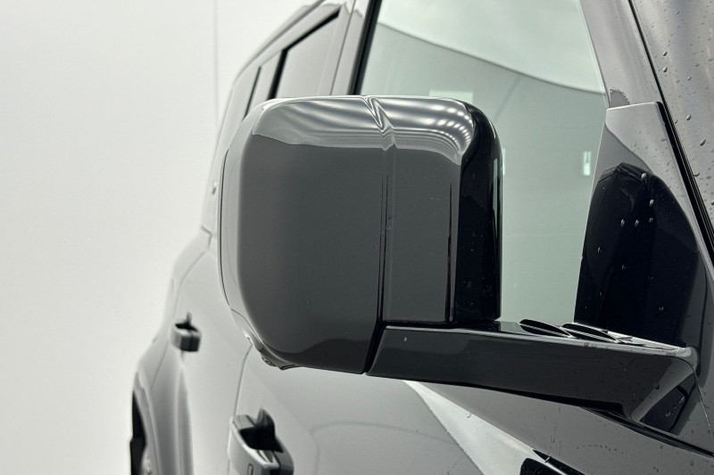 2022 (22) LAND ROVER DEFENDER 3.0 D300 HSE 110 5dr Auto 5113418