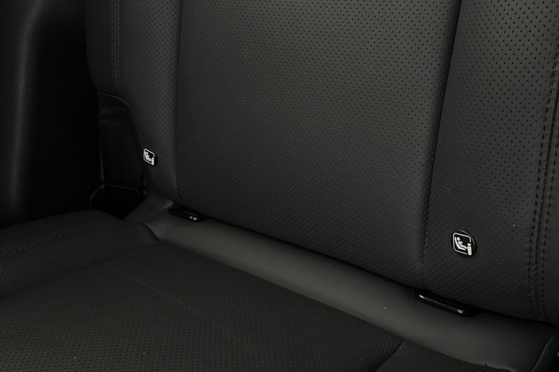 2022 (22) LAND ROVER DEFENDER 3.0 D300 HSE 110 5dr Auto 5113408