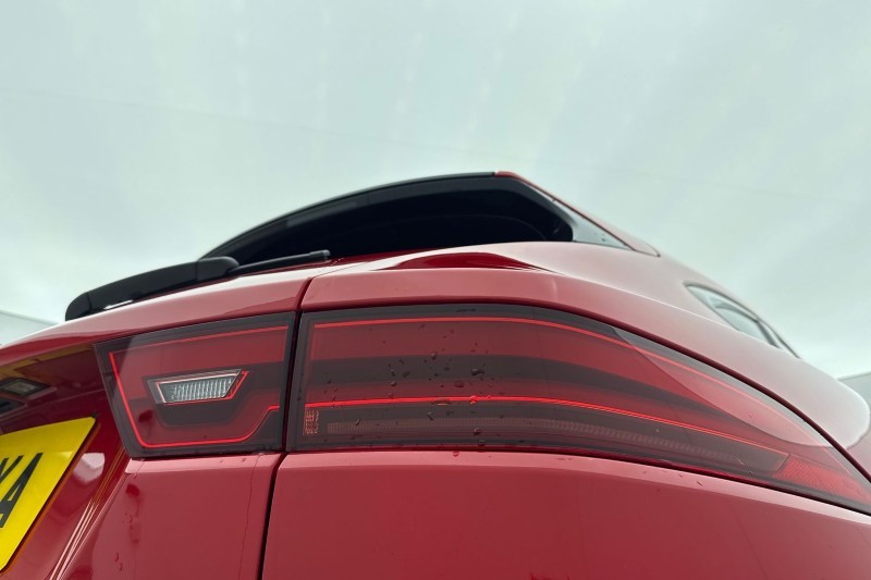 2022 (22) JAGUAR E-PACE 2.0 D200 R-Dynamic Black 5dr Auto 5116495