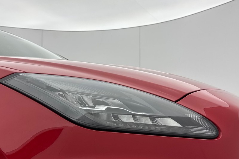 2022 (22) JAGUAR E-PACE 2.0 D200 R-Dynamic Black 5dr Auto 5116469