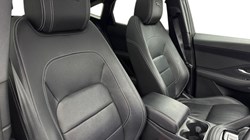 2022 (22) JAGUAR E-PACE 2.0 D200 R-Dynamic Black 5dr Auto 5116478