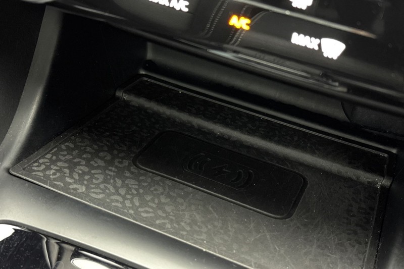 2022 (22) JAGUAR E-PACE 2.0 D200 R-Dynamic Black 5dr Auto 5116485