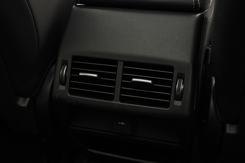 2022 (22) JAGUAR E-PACE 2.0 D200 R-Dynamic Black 5dr Auto 5116470