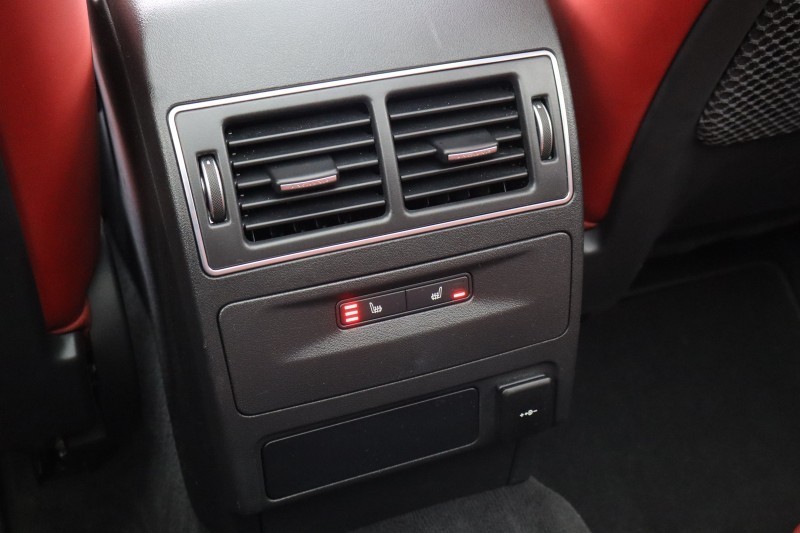 2023 (23) JAGUAR F-PACE 2.0 D200 R-Dynamic HSE 5dr Auto AWD 5128079