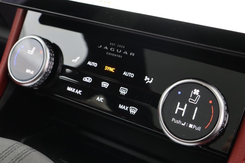 2023 (23) JAGUAR F-PACE 2.0 D200 R-Dynamic HSE 5dr Auto AWD 5128062
