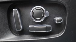 2023 (23) JAGUAR F-PACE 2.0 D200 R-Dynamic HSE 5dr Auto AWD 5128064