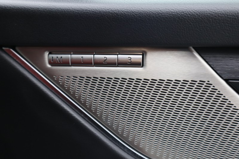 2023 (23) JAGUAR F-PACE 2.0 D200 R-Dynamic HSE 5dr Auto AWD 5128051