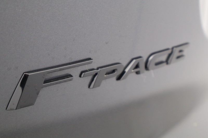 2023 (23) JAGUAR F-PACE 2.0 D200 R-Dynamic HSE 5dr Auto AWD 5128072