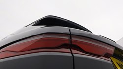 2023 (23) JAGUAR F-PACE 2.0 D200 R-Dynamic HSE 5dr Auto AWD 5128073