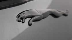 2023 (23) JAGUAR F-PACE 2.0 D200 R-Dynamic HSE 5dr Auto AWD 5128070