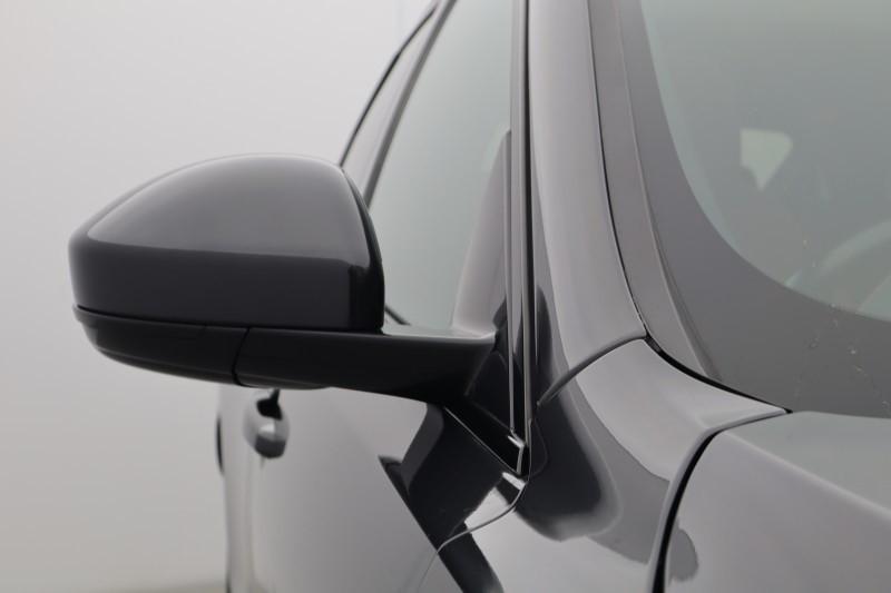 2023 (23) JAGUAR F-PACE 2.0 D200 R-Dynamic HSE 5dr Auto AWD 5128048