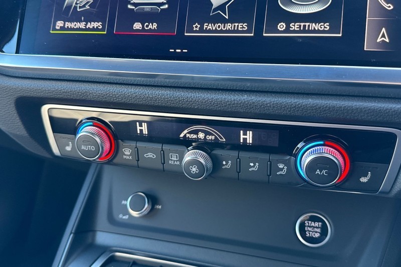 2023 (23) AUDI Q3 45 TFSI Quattro Vorsprung 5dr S Tronic 5126125