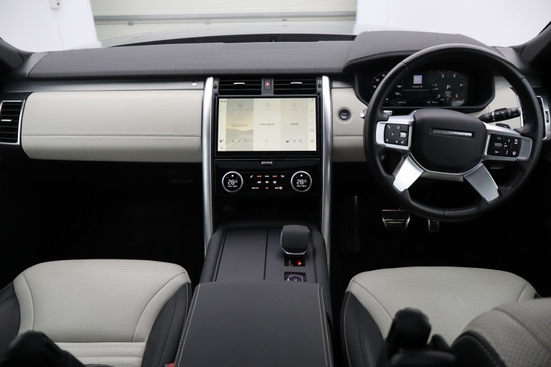 2023 (23) LAND ROVER DISCOVERY 3.0 D300 R-Dynamic SE 5dr Auto 5135049