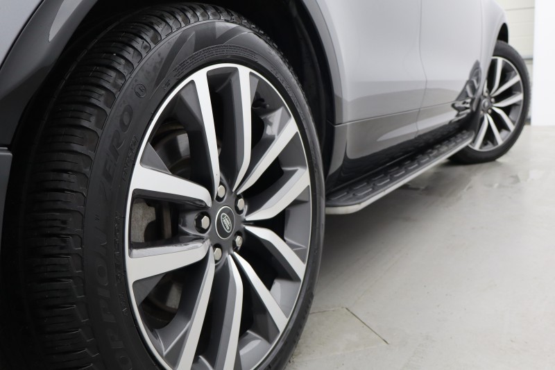 2023 (23) LAND ROVER DISCOVERY 3.0 D300 R-Dynamic SE 5dr Auto 5135071