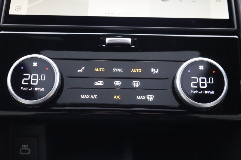 2023 (23) LAND ROVER DISCOVERY 3.0 D300 R-Dynamic SE 5dr Auto 5135056