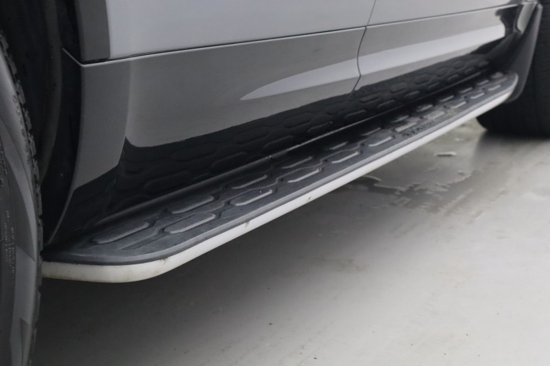 2023 (23) LAND ROVER DISCOVERY 3.0 D300 R-Dynamic SE 5dr Auto 5135025