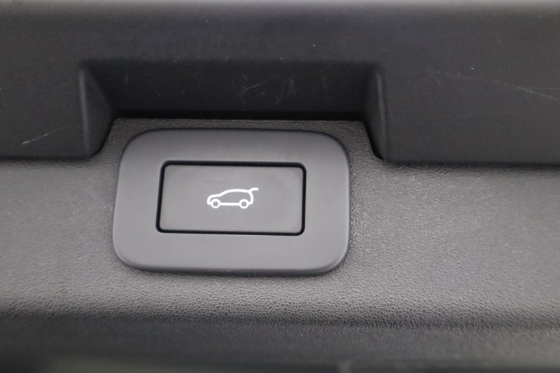 2023 (23) LAND ROVER DISCOVERY 3.0 D300 R-Dynamic SE 5dr Auto 5135043