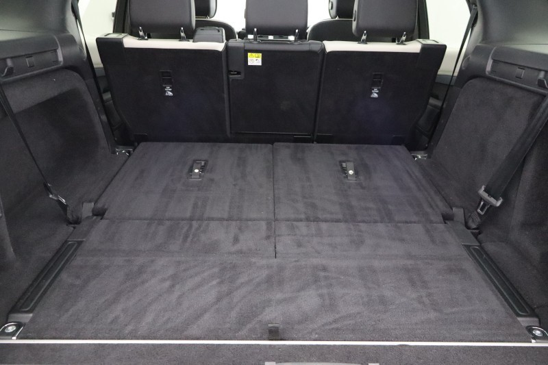 2023 (23) LAND ROVER DISCOVERY 3.0 D300 R-Dynamic SE 5dr Auto 5135041