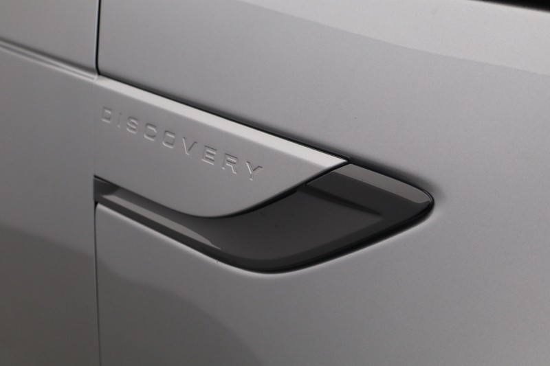 2023 (23) LAND ROVER DISCOVERY 3.0 D300 R-Dynamic SE 5dr Auto 5135022