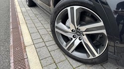 2024 (24) LAND ROVER DISCOVERY 3.0 D300 Dynamic HSE 5dr Auto 5863952