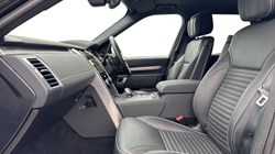 2024 (24) LAND ROVER DISCOVERY 3.0 D300 Dynamic HSE 5dr Auto 5863913