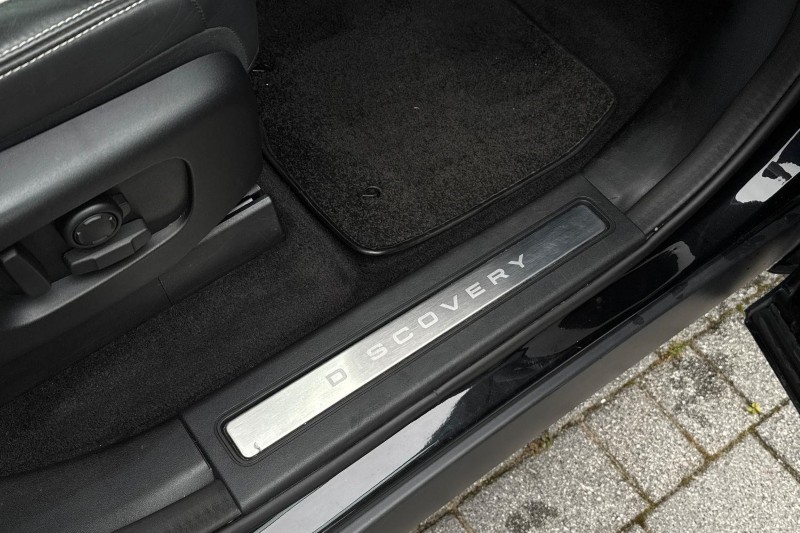 2024 (24) LAND ROVER DISCOVERY 3.0 D300 Dynamic HSE 5dr Auto 5863947