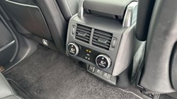 2024 (24) LAND ROVER DISCOVERY 3.0 D300 Dynamic HSE 5dr Auto 5863928