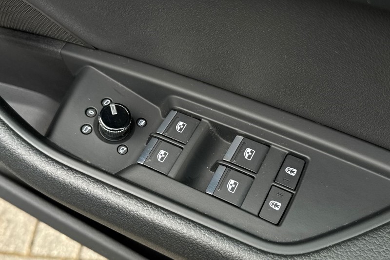 2021 (71) AUDI E-TRON 230kW 50 Quattro 71kWh Technik 5dr Auto 5158433