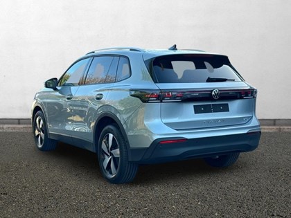 VOLKSWAGEN TIGUAN 1.5 eTSI 150 Life 5dr DSG