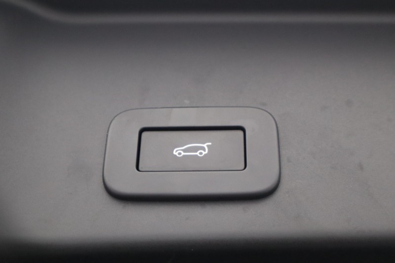 2024 (74) LAND ROVER RANGE ROVER EVOQUE 2.0 D200 Autobiography 5dr Auto 5136974