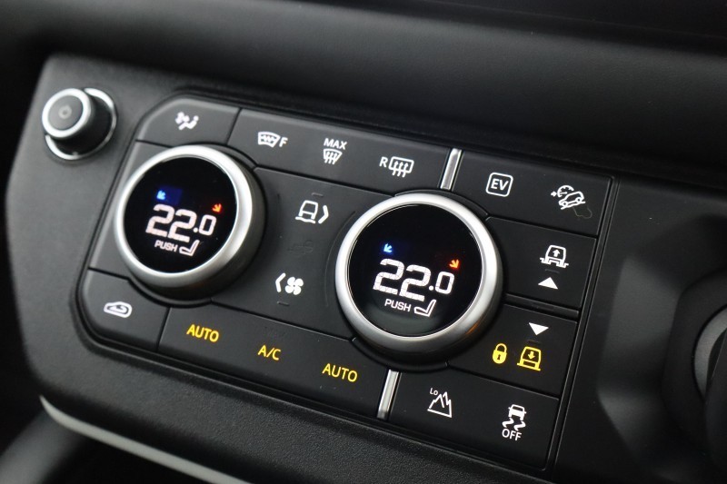 2024 (24) LAND ROVER DEFENDER 2.0 P400e X-Dynamic HSE 110 5dr Auto 5136238