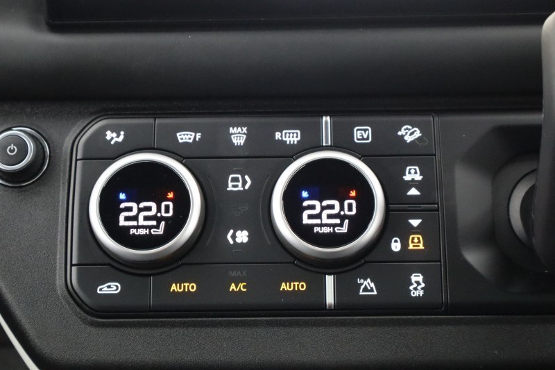 2024 (24) LAND ROVER DEFENDER 2.0 P400e X-Dynamic HSE 110 5dr Auto 5136231