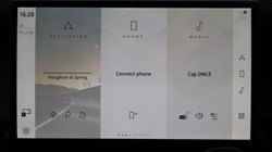 2024 (24) LAND ROVER DEFENDER 2.0 P400e X-Dynamic HSE 110 5dr Auto 5136232