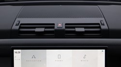 2024 (24) LAND ROVER DEFENDER 2.0 P400e X-Dynamic HSE 110 5dr Auto 5136233