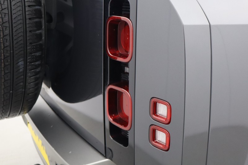 2024 (24) LAND ROVER DEFENDER 2.0 P400e X-Dynamic HSE 110 5dr Auto 5136204