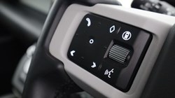 2024 (24) LAND ROVER DEFENDER 2.0 P400e X-Dynamic HSE 110 5dr Auto 5136218