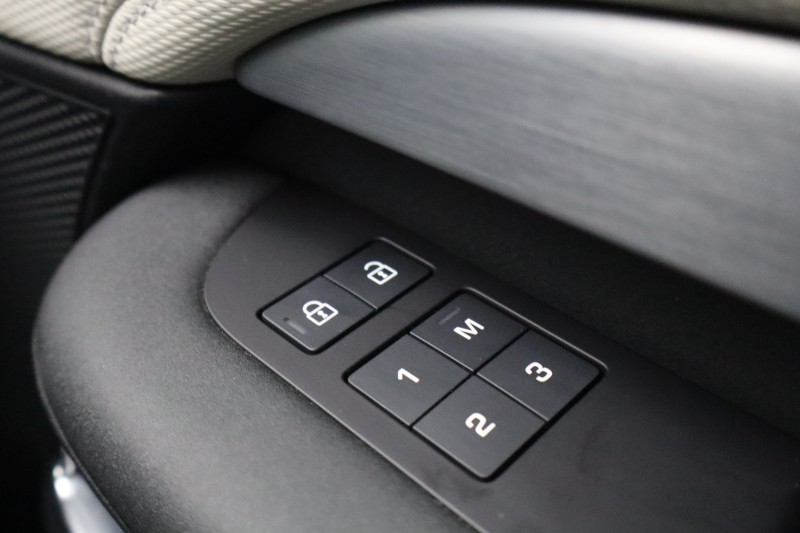 2025 (74) LAND ROVER DISCOVERY 3.0 D350 Dynamic HSE 5dr Auto 5135319