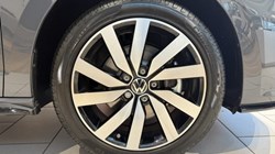 VOLKSWAGEN TOURAN 1.5 TSI EVO R-Line 5dr DSG 4782978