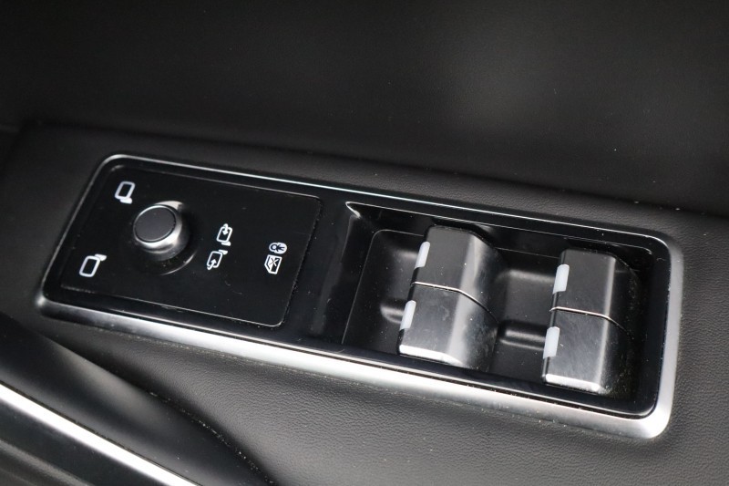 2024 (74) F-pace Special Edi 2.0 P400e R-Dynamic HSE Black 90th Anniv 5dr Auto 5137577