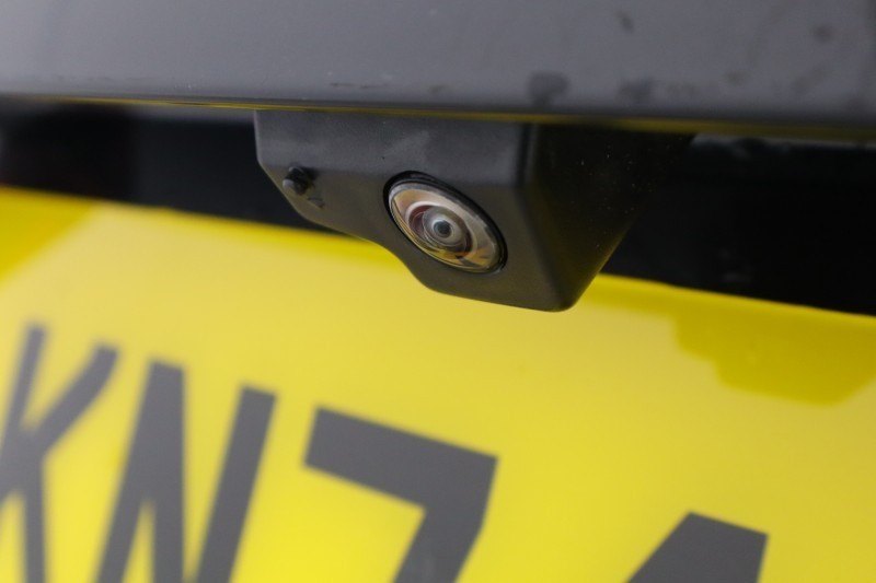 2024 (74) F-pace Special Edi 2.0 P400e R-Dynamic HSE Black 90th Anniv 5dr Auto 5137554