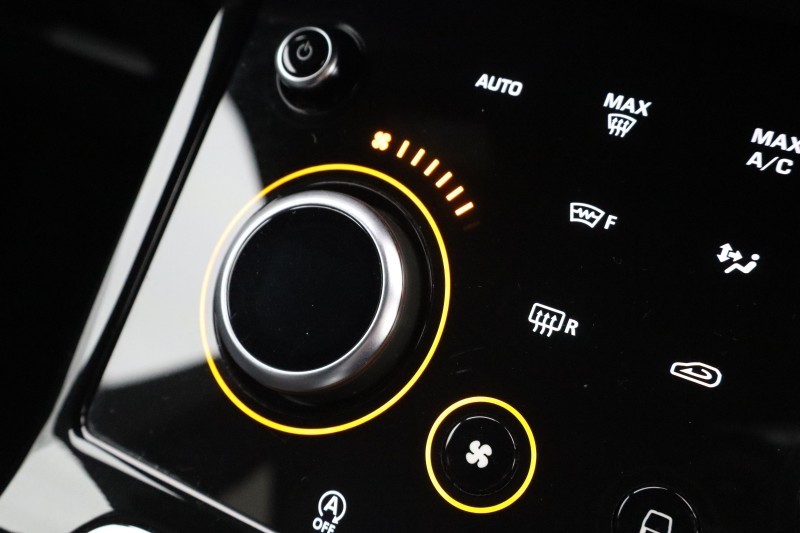 2021 (21) LAND ROVER RANGE ROVER EVOQUE 2.0 P200 R-Dynamic S 5dr Auto 5148212