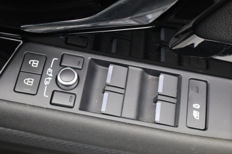 2021 (21) LAND ROVER RANGE ROVER EVOQUE 2.0 P200 R-Dynamic S 5dr Auto 5148197